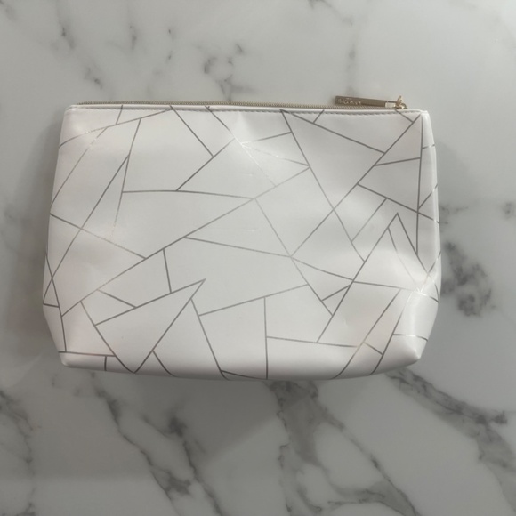 Lancôme cosmetic bag (makeup case) - Picture 2 of 7